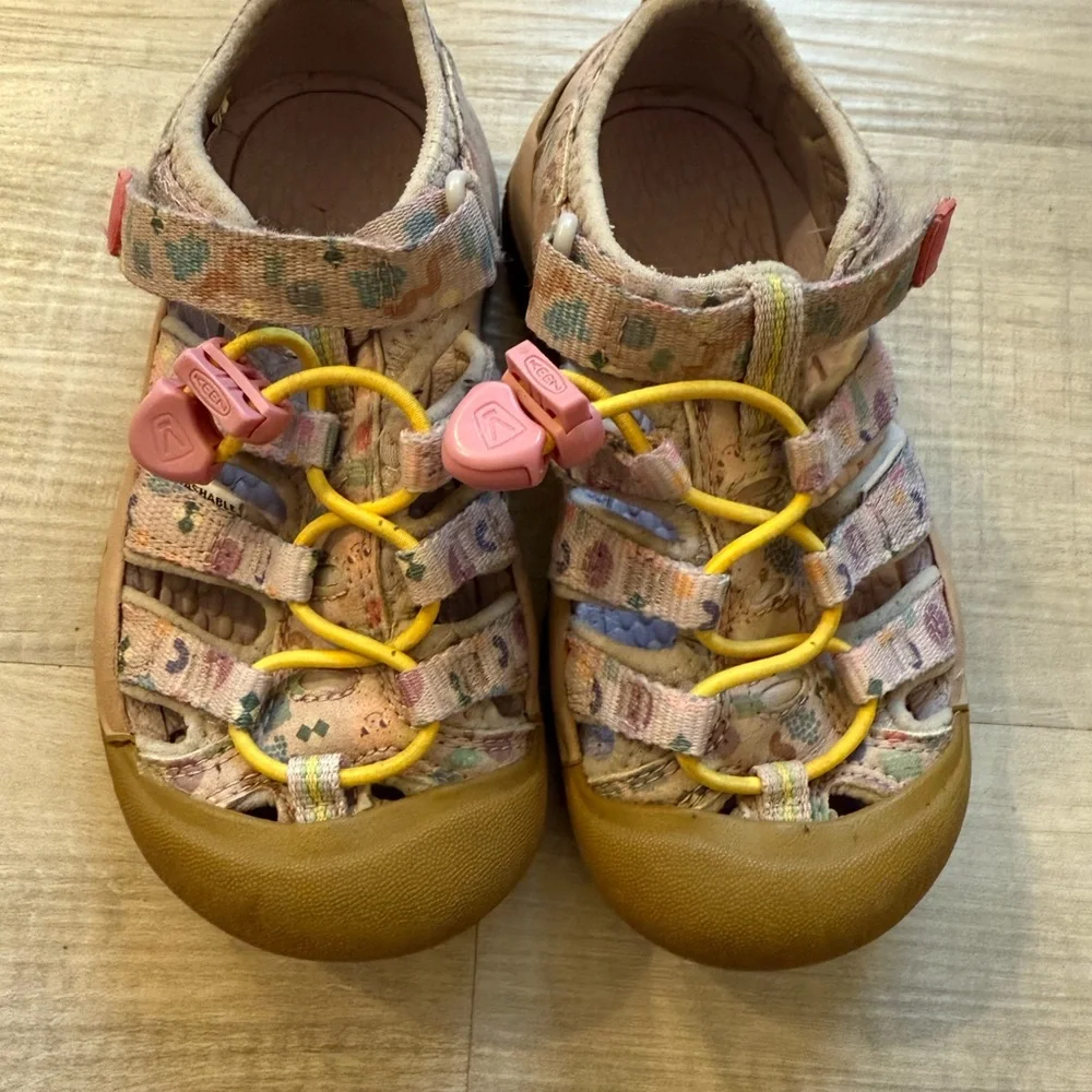 Keen Kids Pink Multicolor Sandals with Yellow Laces
